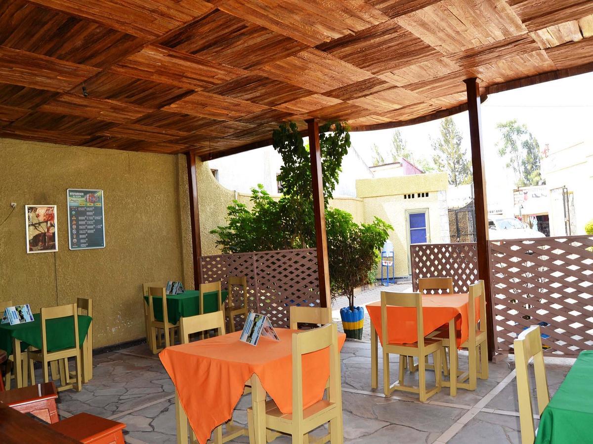 The Happy Hour Bed & Breakfast Kigali Luaran gambar